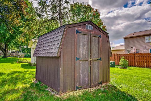 6229 Harvest Lane, Deforest, WI 53532