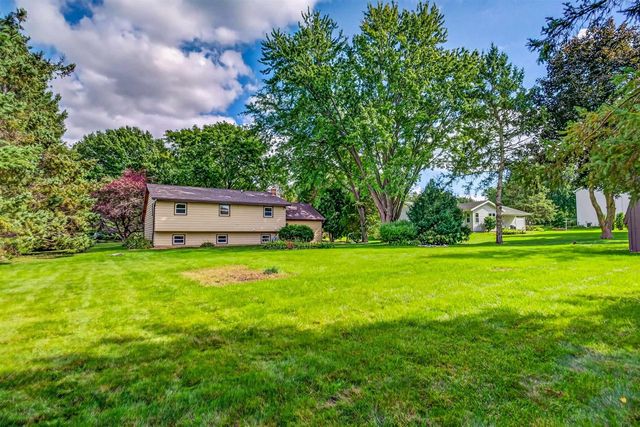 6229 Harvest Lane, Deforest, WI 53532