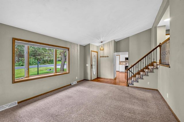 6229 Harvest Lane, Deforest, WI 53532