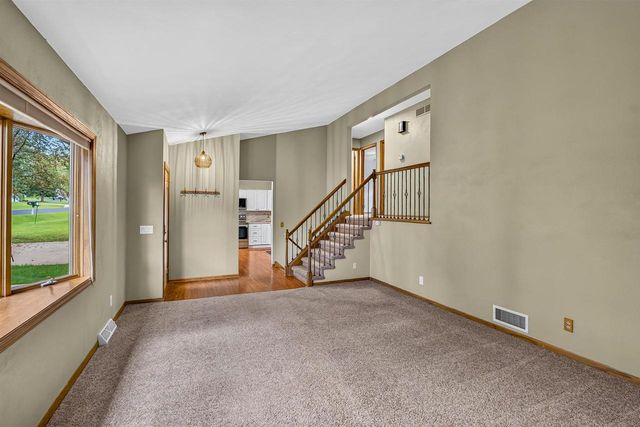 6229 Harvest Lane, Deforest, WI 53532