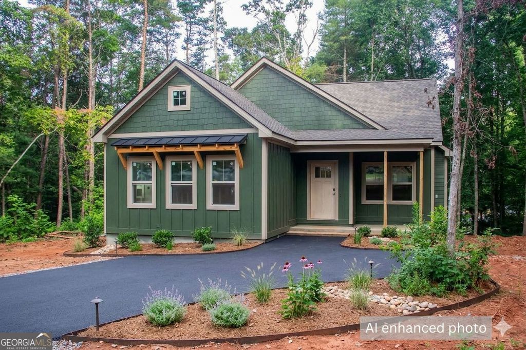 58 Creek Bend Point, Cleveland, GA 30528