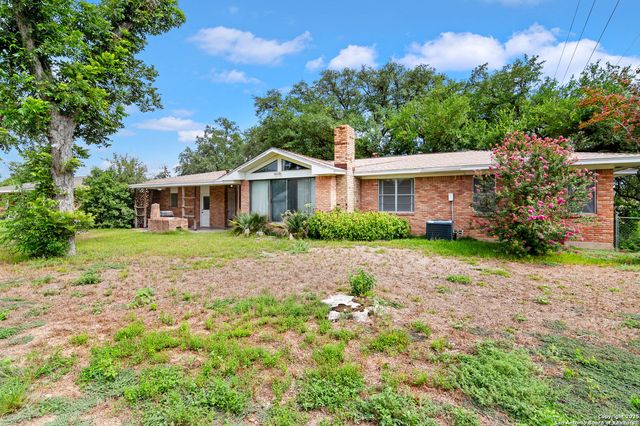 4706 Debbie Drive, San Antonio, TX 78222