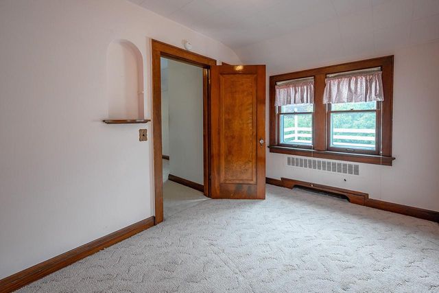 2941 N 72nd STREET, Milwaukee, WI 53210