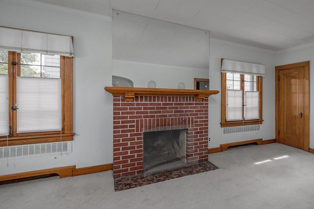 2941 N 72nd STREET, Milwaukee, WI 53210