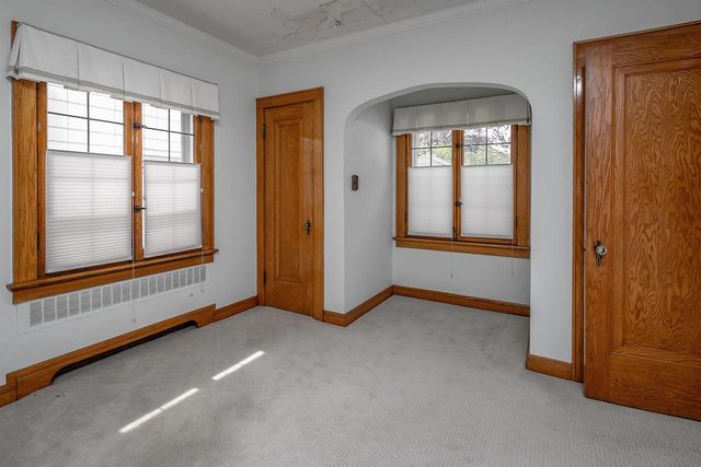 2941 N 72nd STREET, Milwaukee, WI 53210