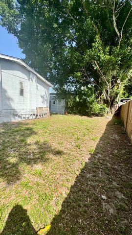 23039 Watergate Circle, Boca Raton, FL 33428