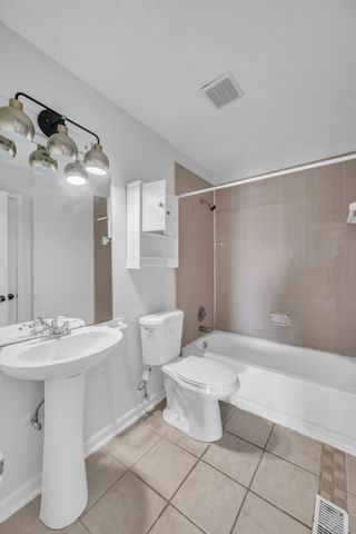 840 Bishopsgate Rd, Antioch, TN 37013