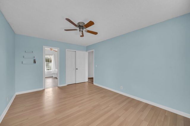 840 Bishopsgate Rd, Antioch, TN 37013