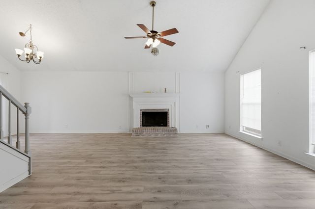 840 Bishopsgate Rd, Antioch, TN 37013