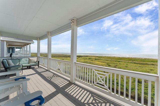 4219 Green Heron Drive, Galveston, TX 77554