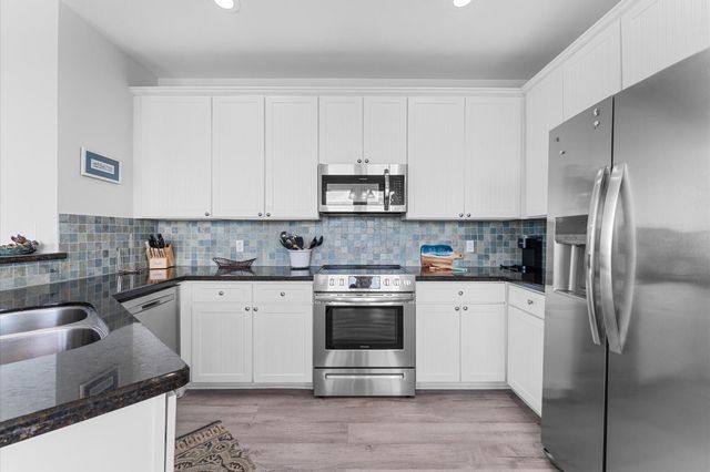 4219 Green Heron Drive, Galveston, TX 77554