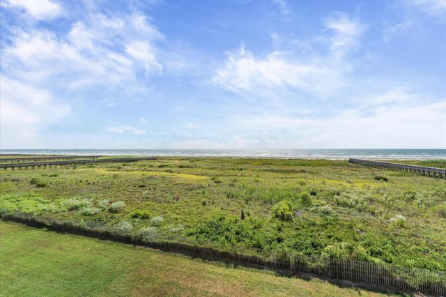 4219 Green Heron Drive, Galveston, TX 77554