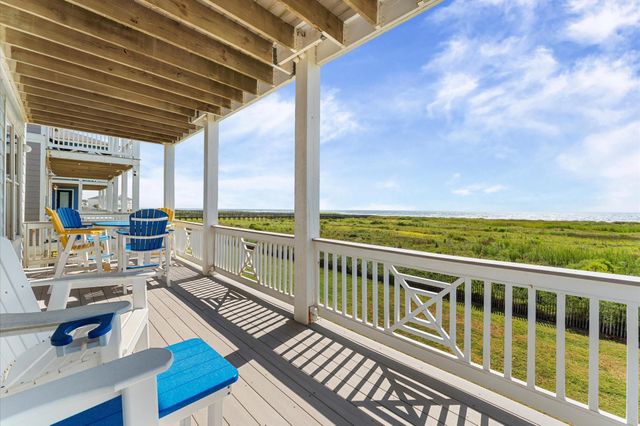 4219 Green Heron Drive, Galveston, TX 77554