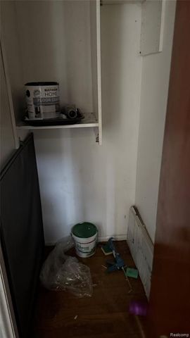 9959 Bishop Street, Detroit, MI 48224