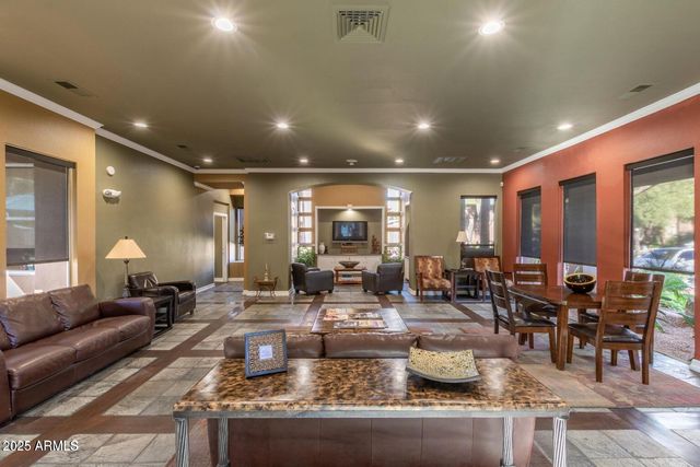 7009 E ACOMA Drive 2001, Scottsdale, AZ 85254