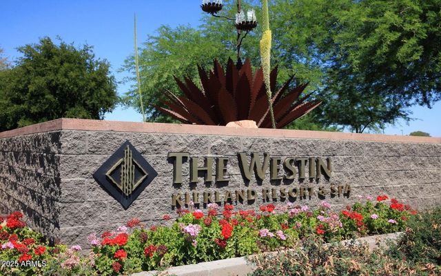 7009 E ACOMA Drive 2001, Scottsdale, AZ 85254