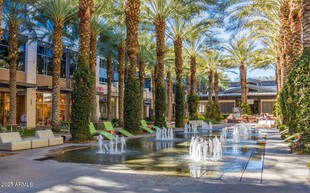 7009 E ACOMA Drive 2001, Scottsdale, AZ 85254