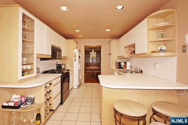 340 French Court, Teaneck, NJ 07666