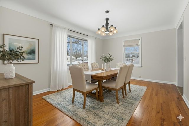 2229 W Osterhout Avenue, Portage City, MI 49024