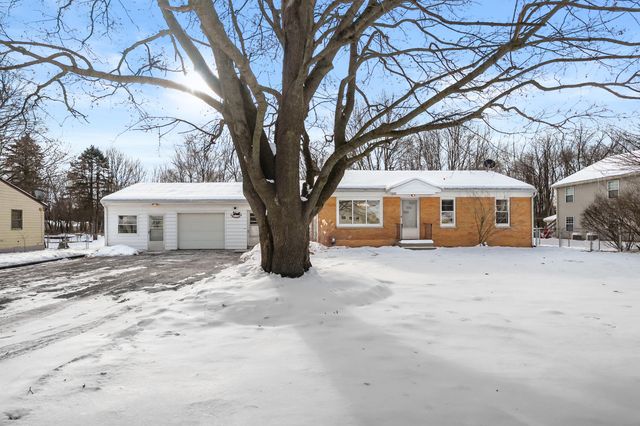 2229 W Osterhout Avenue, Portage City, MI 49024