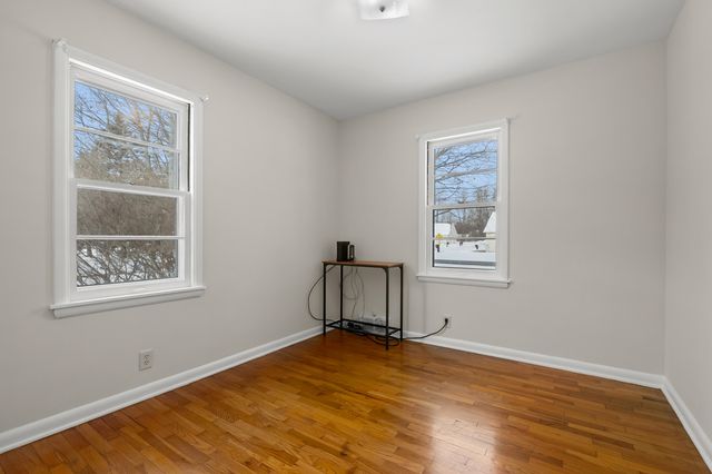 2229 W Osterhout Avenue, Portage City, MI 49024