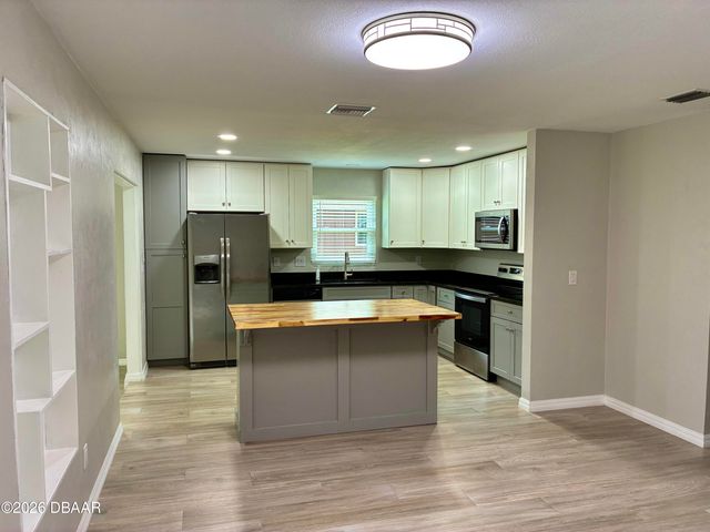 875 Sugar House Drive, Port Orange, FL 32129