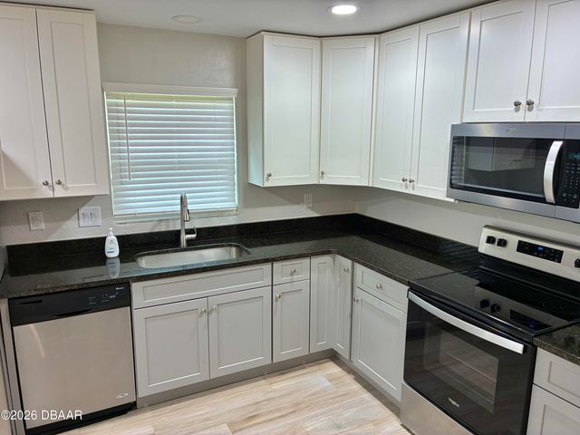 875 Sugar House Drive, Port Orange, FL 32129