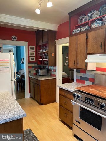 1048 ELWOOD AVE, Lancaster, PA 17603