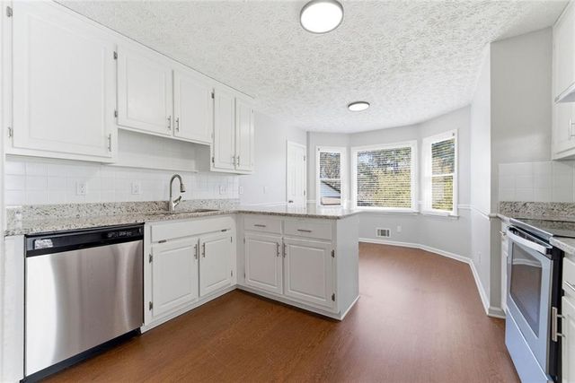 338 Etowah Valley Trace, Woodstock, GA 30189