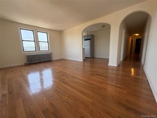 30 Locust Hill Avenue 7D, Yonkers, NY 10701