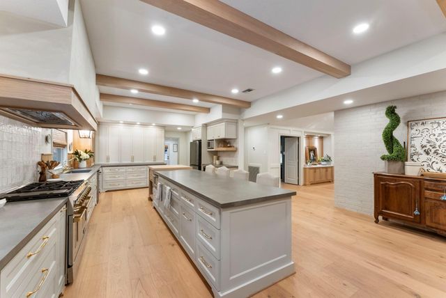 15585 Bedford Lane, Conroe, TX 77384