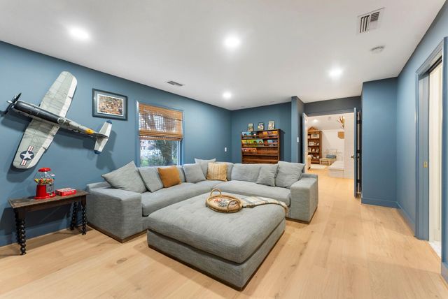 15585 Bedford Lane, Conroe, TX 77384