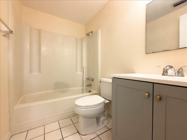 11432 POPLIN AVENUE A, Englewood, FL 34224