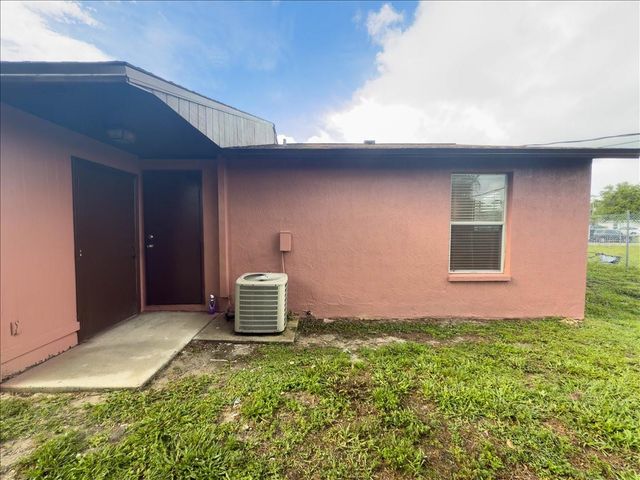 11432 POPLIN AVENUE A, Englewood, FL 34224