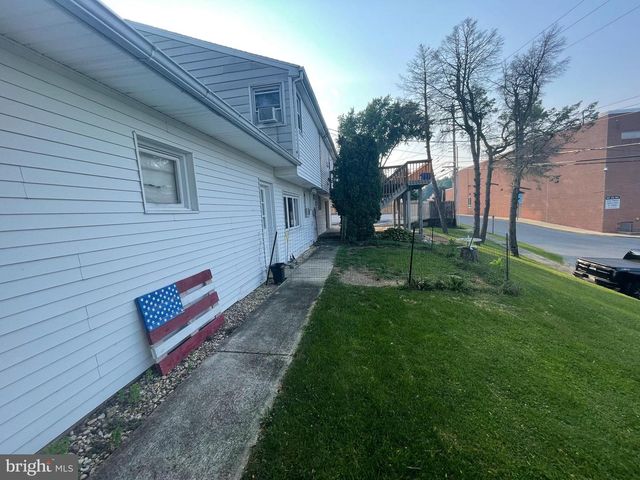 3909 REIFF PL, Reading, PA 19606