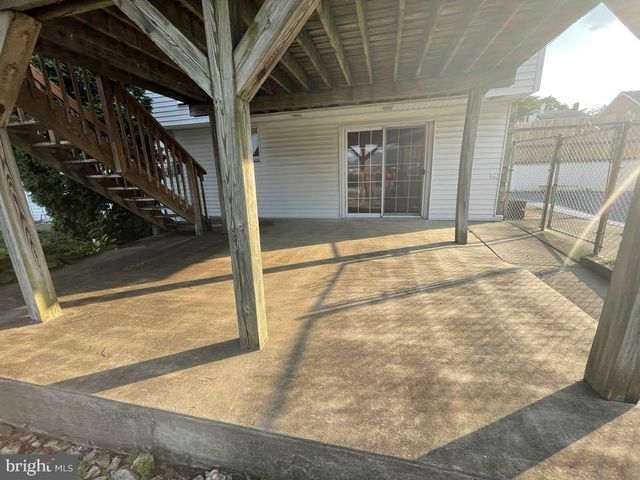 3909 REIFF PL, Reading, PA 19606