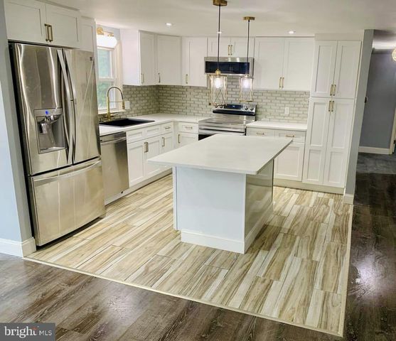 3909 REIFF PL, Reading, PA 19606