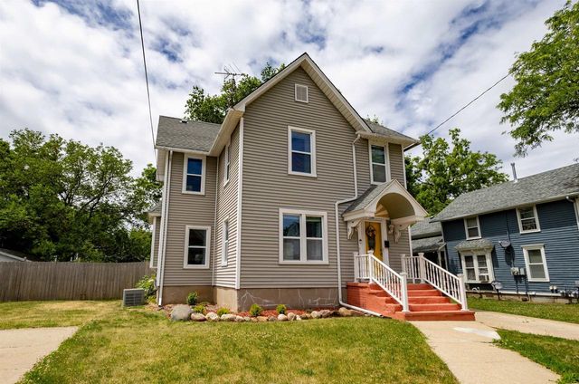 816 Bluff Street, Beloit, WI 53511