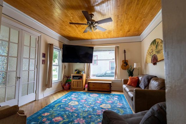 816 Bluff Street, Beloit, WI 53511