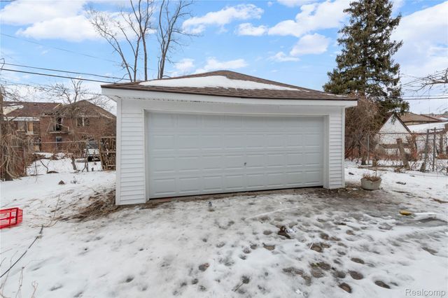 3334 Fullerton Street, Detroit, MI 48238