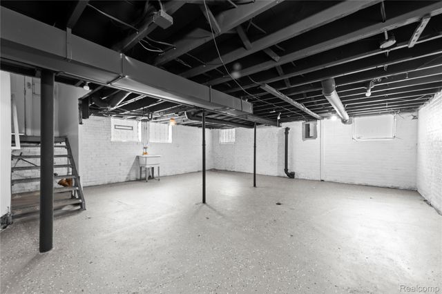 3334 Fullerton Street, Detroit, MI 48238