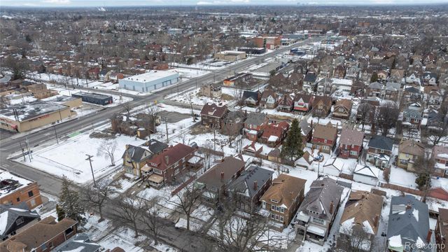 3334 Fullerton Street, Detroit, MI 48238