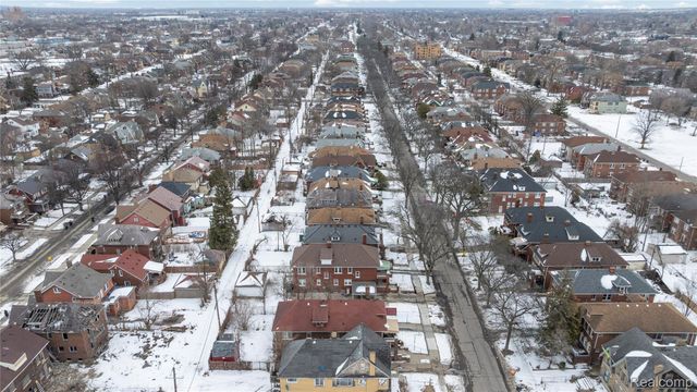 3334 Fullerton Street, Detroit, MI 48238