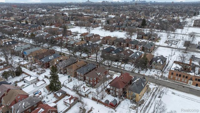 3334 Fullerton Street, Detroit, MI 48238