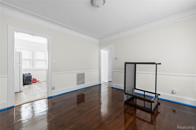 3334 Fullerton Street, Detroit, MI 48238