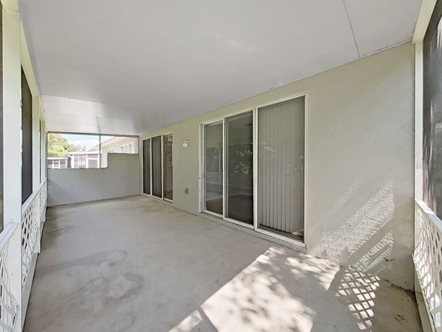 6077 SANDHILL RIDGE DRIVE, Lithia, FL 33547