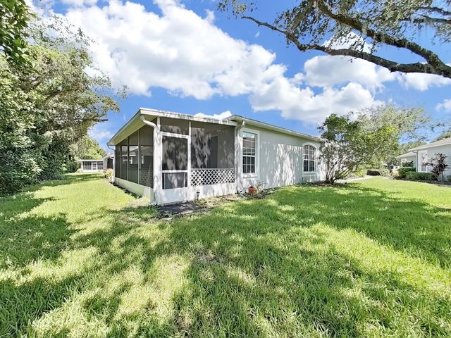 6077 SANDHILL RIDGE DRIVE, Lithia, FL 33547