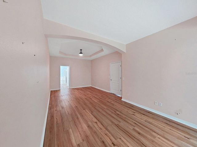 6077 SANDHILL RIDGE DRIVE, Lithia, FL 33547