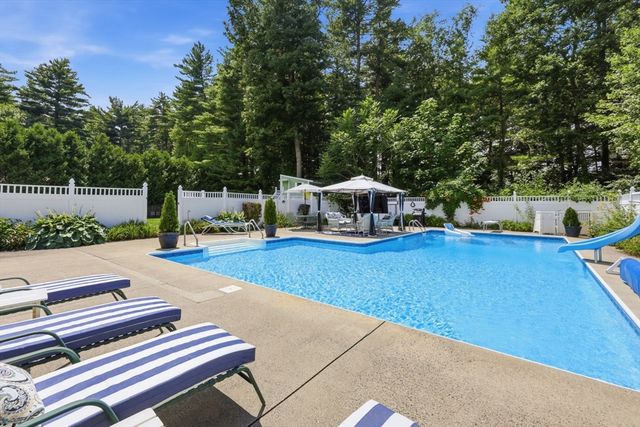 27 Shirley St, Wilbraham, MA 01095