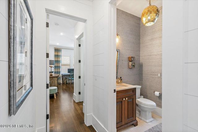 360 5TH Street, Atlantic Beach, FL 32233